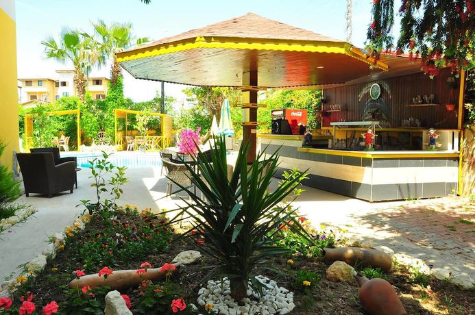 Imagen del bar/restaurante del Almila Side Suite Hotel. Foto 4