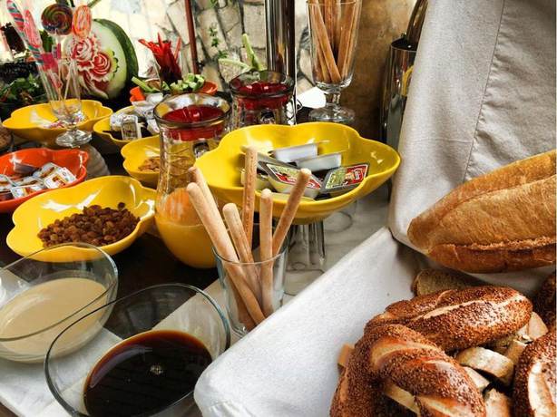 Imagen del bar/restaurante del Almila Side Suite Hotel. Foto 5