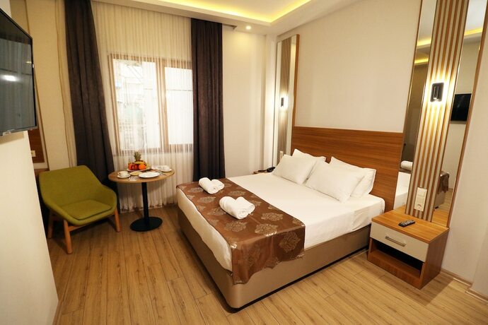 Imagen de la habitación del Almircan Hotel. Foto 14