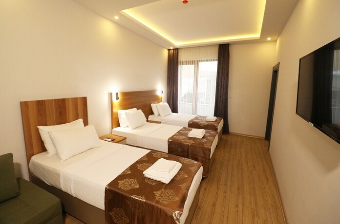 Imagen de la habitación del Almircan Hotel. Foto 16