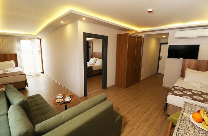 Imagen de la habitación del Almircan Hotel. Foto 19