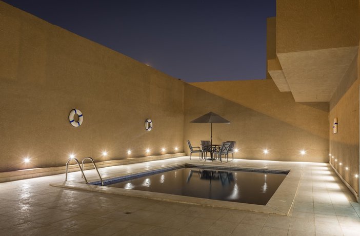 Imagen de la piscina del Almuhaidb Al Takhasosi Hotel. Foto 16