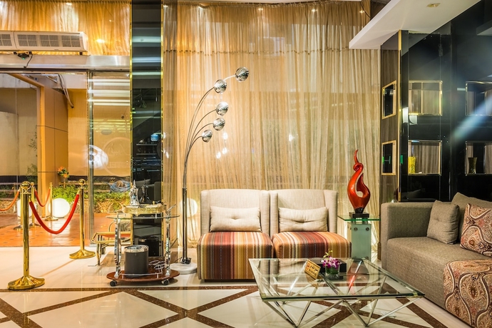 Imagen de los interiores del Almuhaidb Al Takhasosi Suites. Foto 16