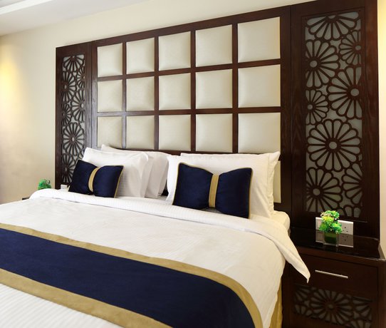 Imagen de la habitación del Almuhaidb Faisaliah Hotel Suites. Foto 11