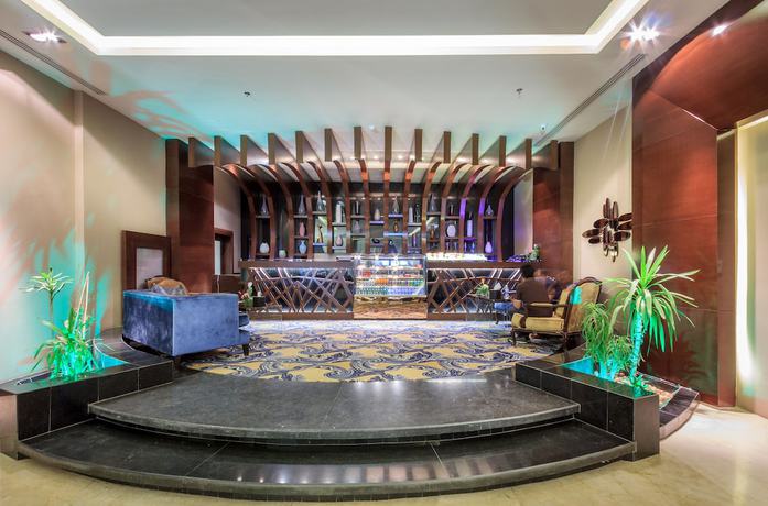 Imagen de los interiores del Almuhaidb Faisaliah Hotel Suites. Foto 19