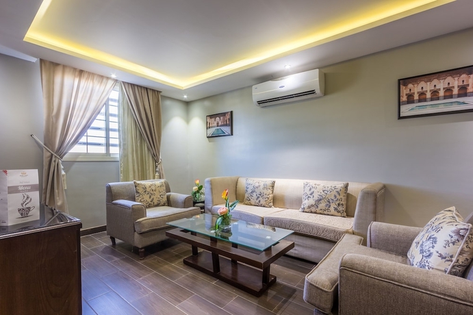 Imagen de la habitación del Almuhaidb Residence Ghranta. Foto 9