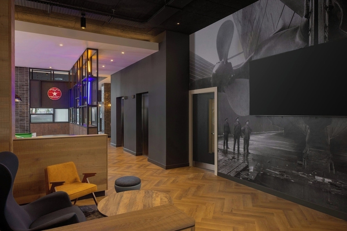 Imagen de los interiores del Aloft by Marriott Belfast Titanic Quarter. Foto 14