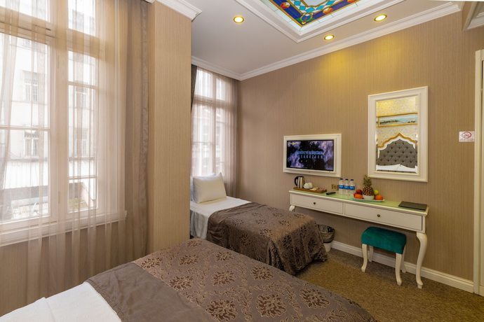 Imagen de la habitación del Alpek Hotel. Foto 2