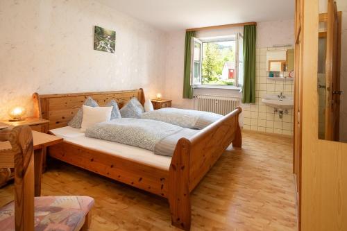 Imagen de la habitación del Alpen Hotel Martin. Foto 13