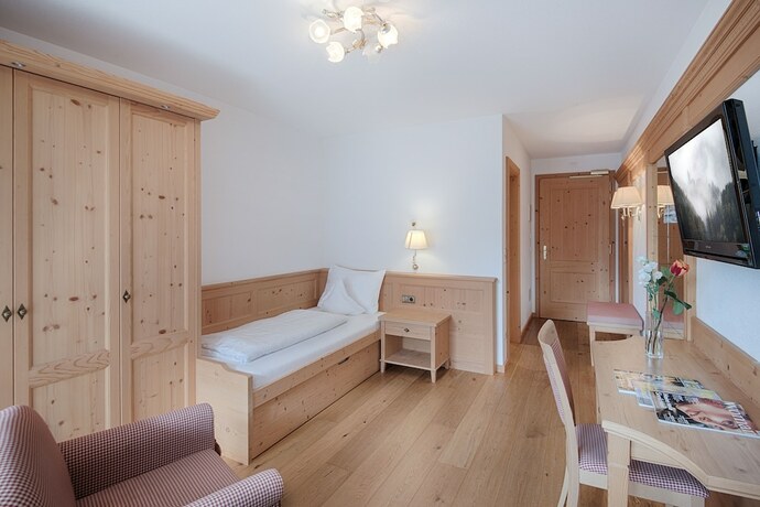 Imagen de la habitación del Alpenblick Hotel. Foto 13
