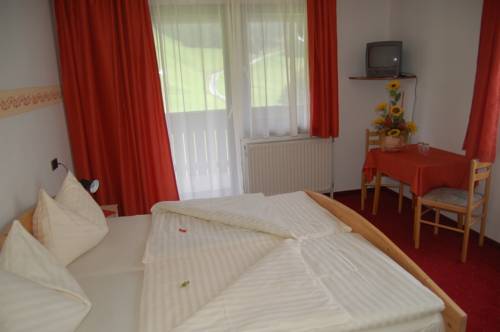 Imagen de la habitación del Alpenhotel Lanz. Foto 4