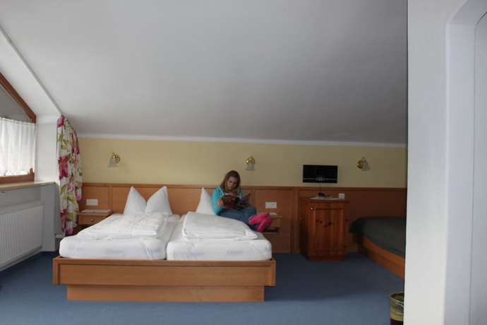 Imagen de la habitación del Alpenhotel L&auml;rchenhof. Foto 5