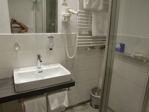 Imagen de la habitación del Alpenhotel L&auml;rchenhof. Foto 7