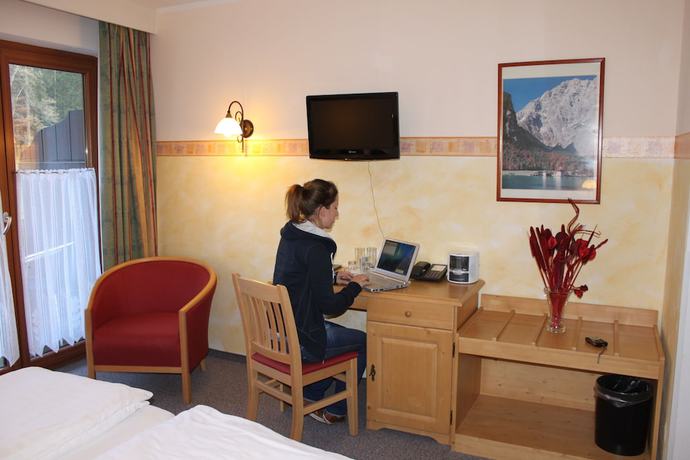 Imagen de la habitación del Alpenhotel L&auml;rchenhof. Foto 15