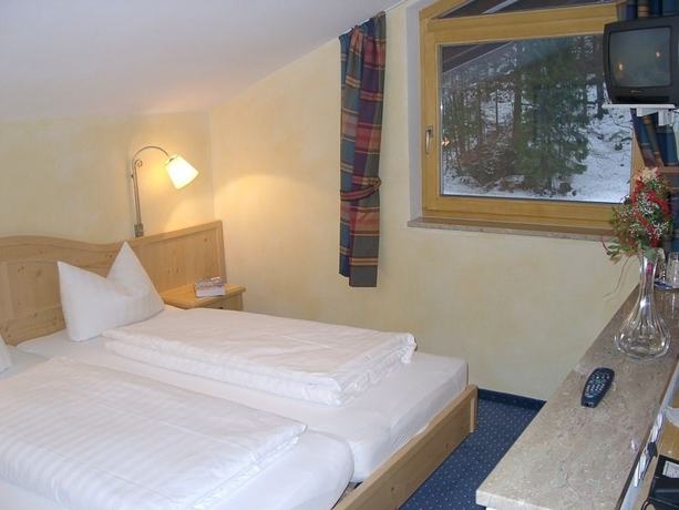 Imagen de la habitación del Alpenhotel L&auml;rchenhof. Foto 18