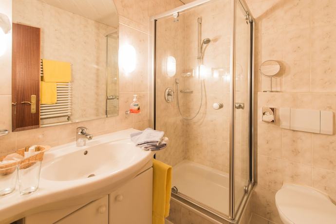 Imagen de la habitación del Alpenhotel Sonneck. Foto 12