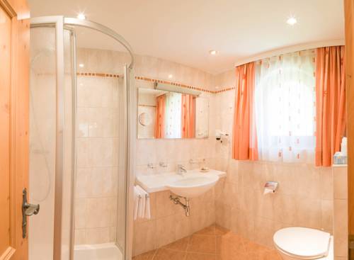 Imagen de la habitación del Alpenpension Pfurtscheller. Foto 4