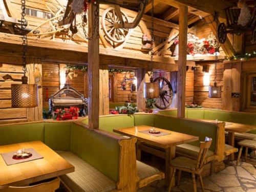 Imagen del bar/restaurante del Alpenresidenz Buchenh&ouml;he. Foto 2