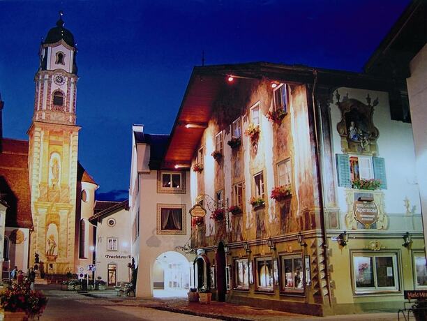Imagen general del Alpenrose Traditionsgasthof Mittenwald. Foto 1