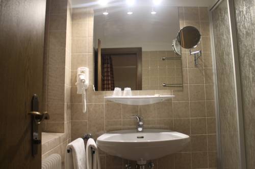 Imagen de la habitación del Alpenzeit. Foto 7
