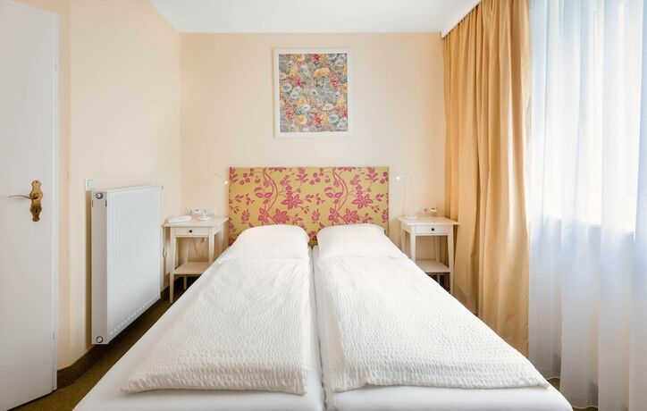 Imagen de la habitación del Alpha Hermann von Salza. Foto 17