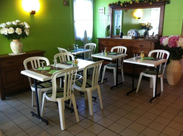 Imagen del bar/restaurante del Alpha Hotel. Foto 5