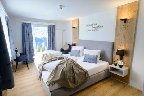 Imagen general del Alphotel Biel-Kinzig - Access by Cable Car only!. Foto 6