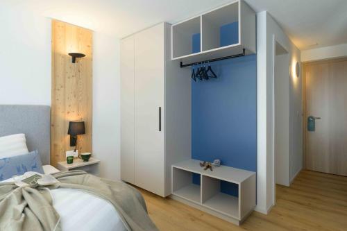 Imagen general del Alphotel Biel-Kinzig - Access by Cable Car only!. Foto 7