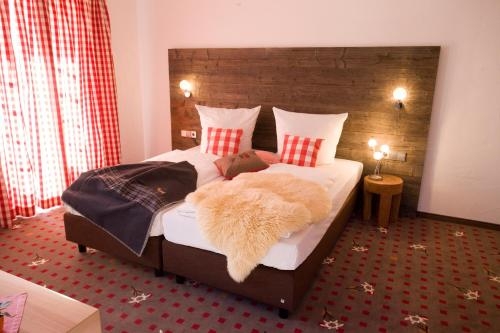 Imagen de la habitación del Alpin Lifestyle Hotel L&ouml;wen & Strauss. Foto 6