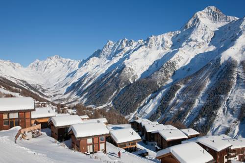 Imagen de la habitación del Alpine Village Resort. Foto 7