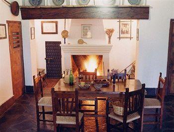 Imagen del bar/restaurante del Alquer&iacute;a de Morayma. Foto 3