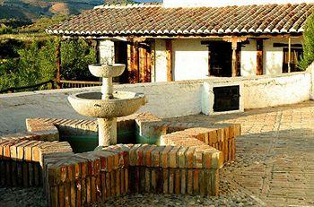 Imagen de los exteriores del Alquer&iacute;a de Morayma. Foto 11