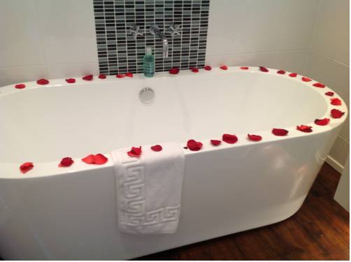 Imagen de la habitación del Alston House Hotel. Foto 6