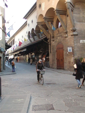 Imagen de los exteriores del Althea Rooms. Foto 6