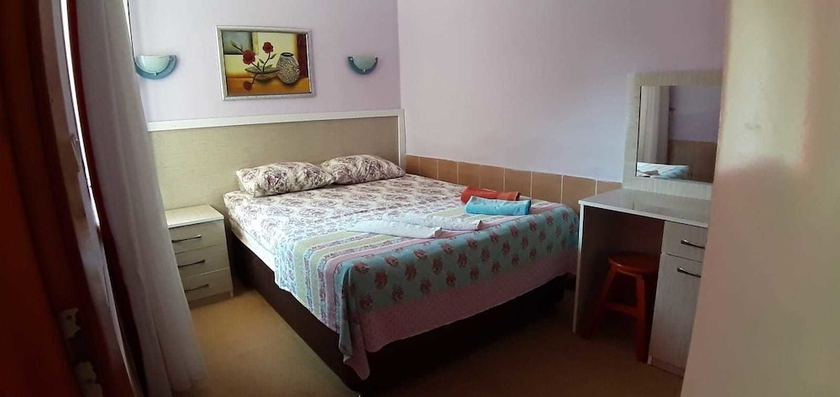 Imagen de la habitación del Altinkum Tatil Koyu. Foto 6