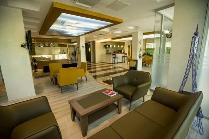 Imagen de los interiores del Altinpark Hotel. Foto 20