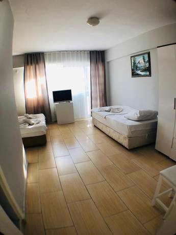 Imagen de la habitación del Altinyaz Hotel. Foto 7