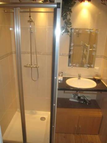 Imagen de la habitación del Altissim Tres Estrelles. Foto 43