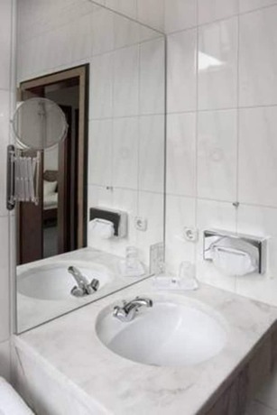 Imagen de la habitación del Altstadt Hotel, Tr&eacute;veris. Foto 5