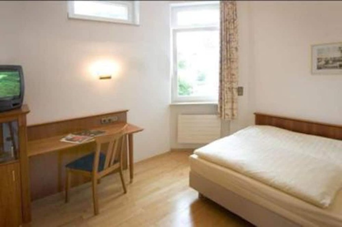 Imagen de la habitación del Altstadt Hotel, Tr&eacute;veris. Foto 8