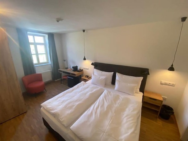 Imagen de la habitación del Altstadthotel Alt and Jung. Foto 17