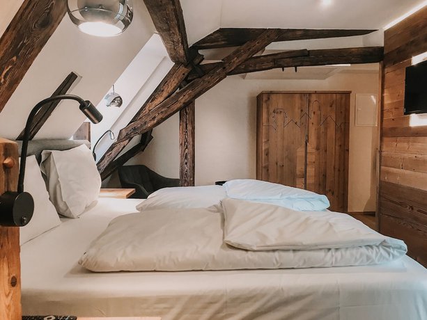 Imagen de la habitación del Altstadtmittehotel. Foto 7