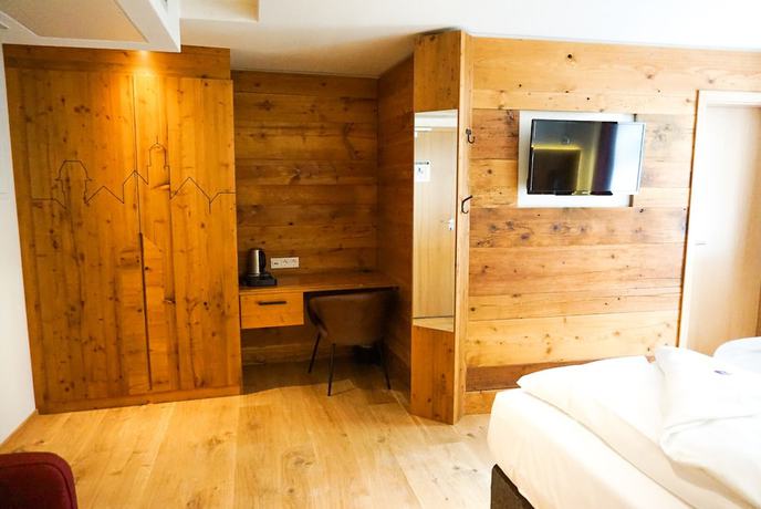 Imagen de la habitación del Altstadtmittehotel. Foto 9