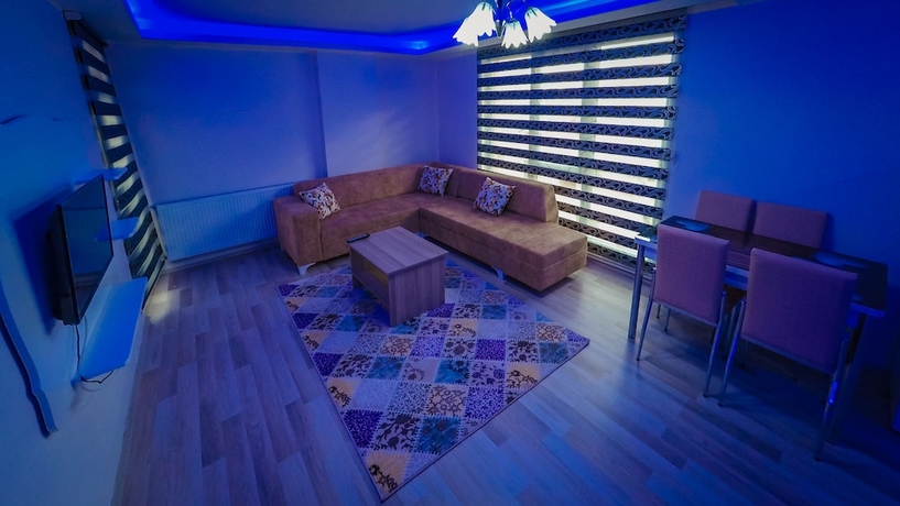 Imagen de la habitación del Alya Suit. Foto 8