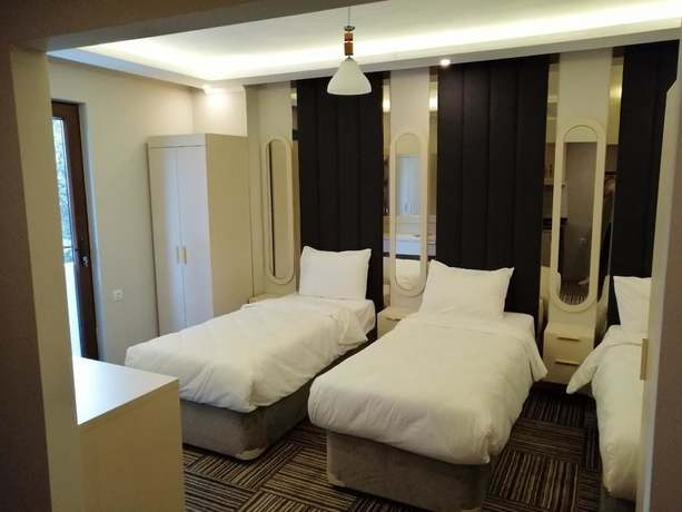 Imagen de la habitación del Alya Suite Hotel. Foto 4