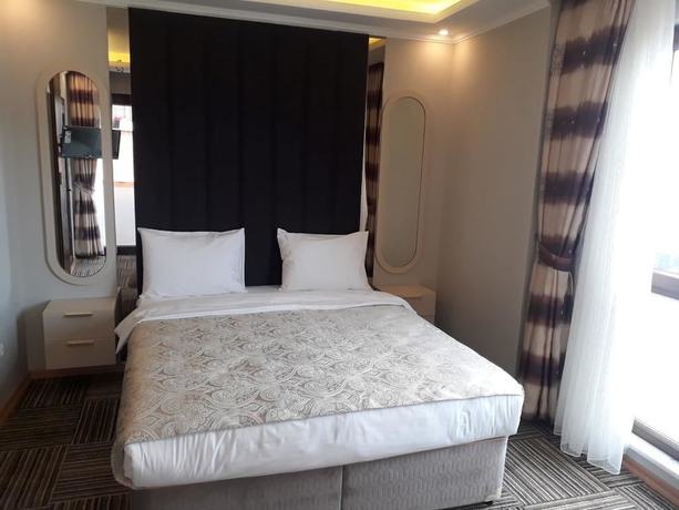 Imagen de la habitación del Alya Suite Hotel. Foto 10