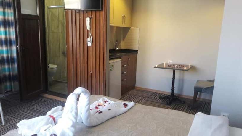 Imagen de la habitación del Alya Suite Hotel. Foto 15
