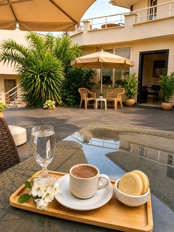 Imagen de los interiores del Amadeus Motel. Foto 11