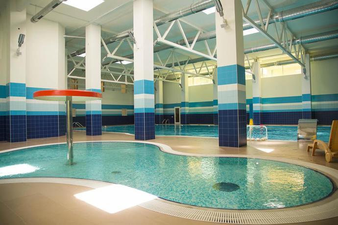 Imagen de la piscina del Amaks Krasnaya Pakhra Resort. Foto 9