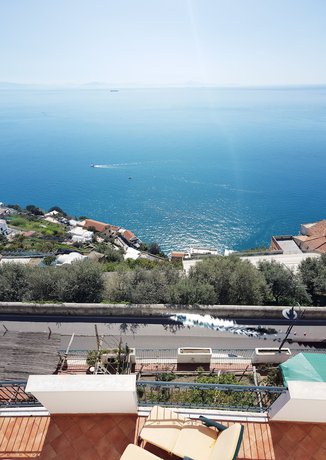 Imagen de la habitación del Amalfi Hills. Foto 16